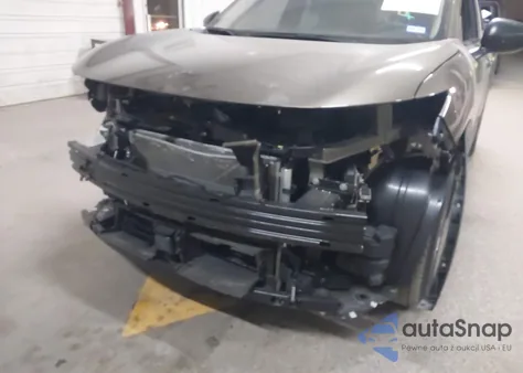 2025 Nissan Kicks S Intelligent Awd z USA, uszkodzony, nr VIN 3N8AP6BB6SL372213